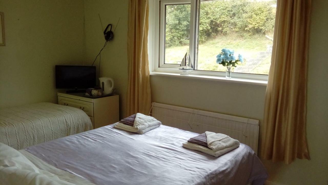 Lavender House Hotell Bridgend  Exteriör bild